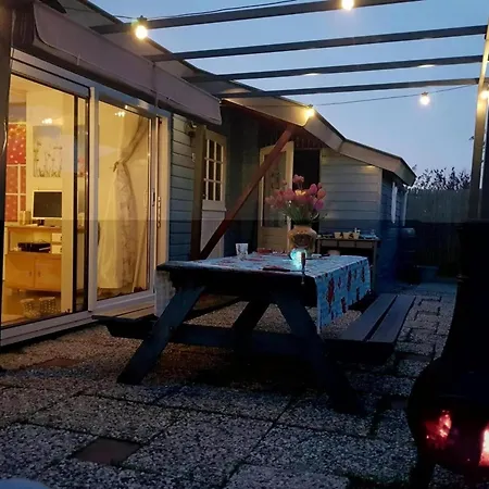 Holiday home Attractive Near Beach, Dunes *