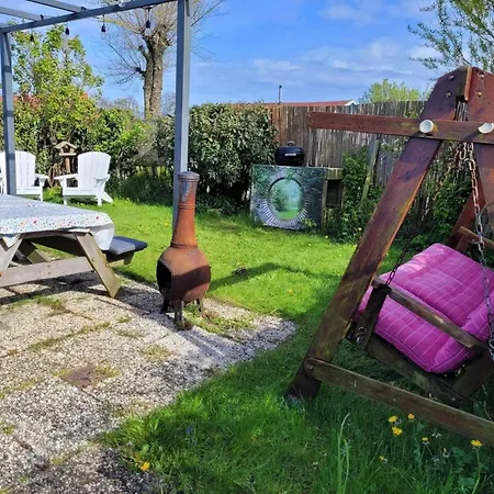 Attractive Near Beach, Dunes Holiday home Sint Maartensvlotbrug